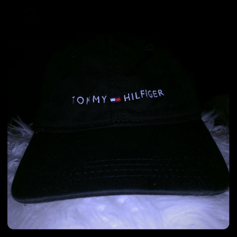 Black Tommy Hilfiger Logo Baseball Cap UNISEX